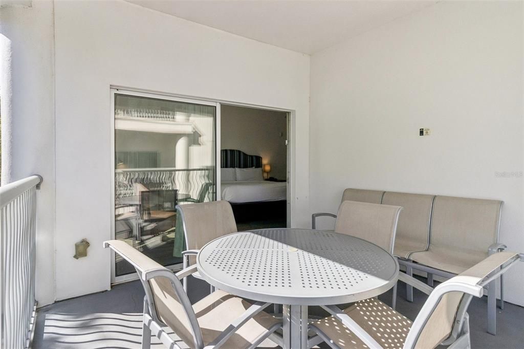 En Venta: $168,924 (2 camas, 2 baños, 1269 Pies cuadrados)