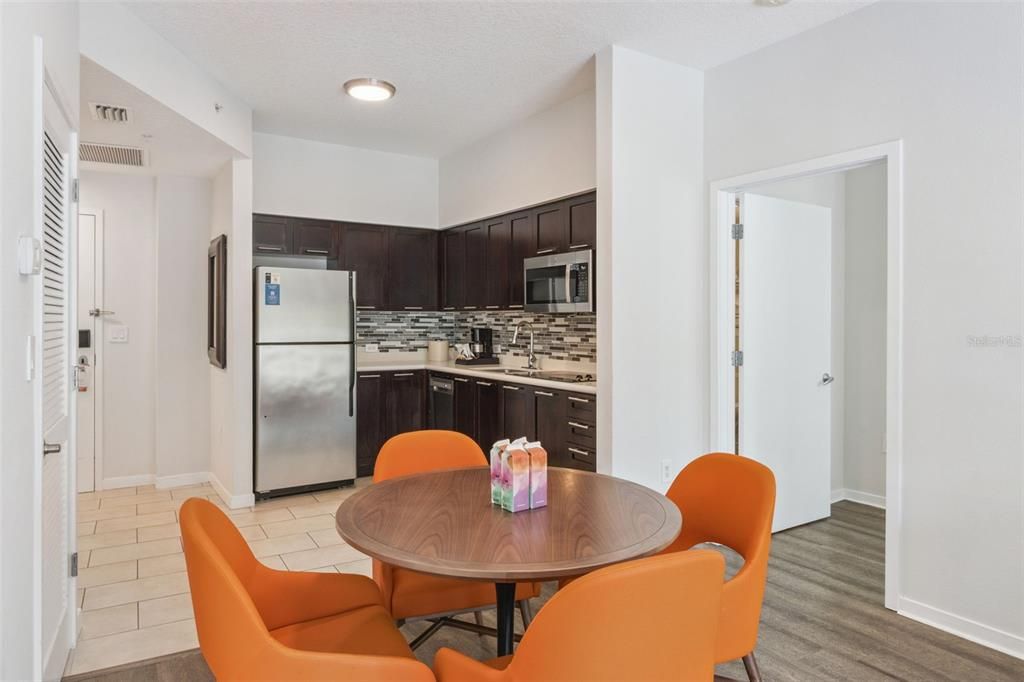 En Venta: $168,924 (2 camas, 2 baños, 1269 Pies cuadrados)