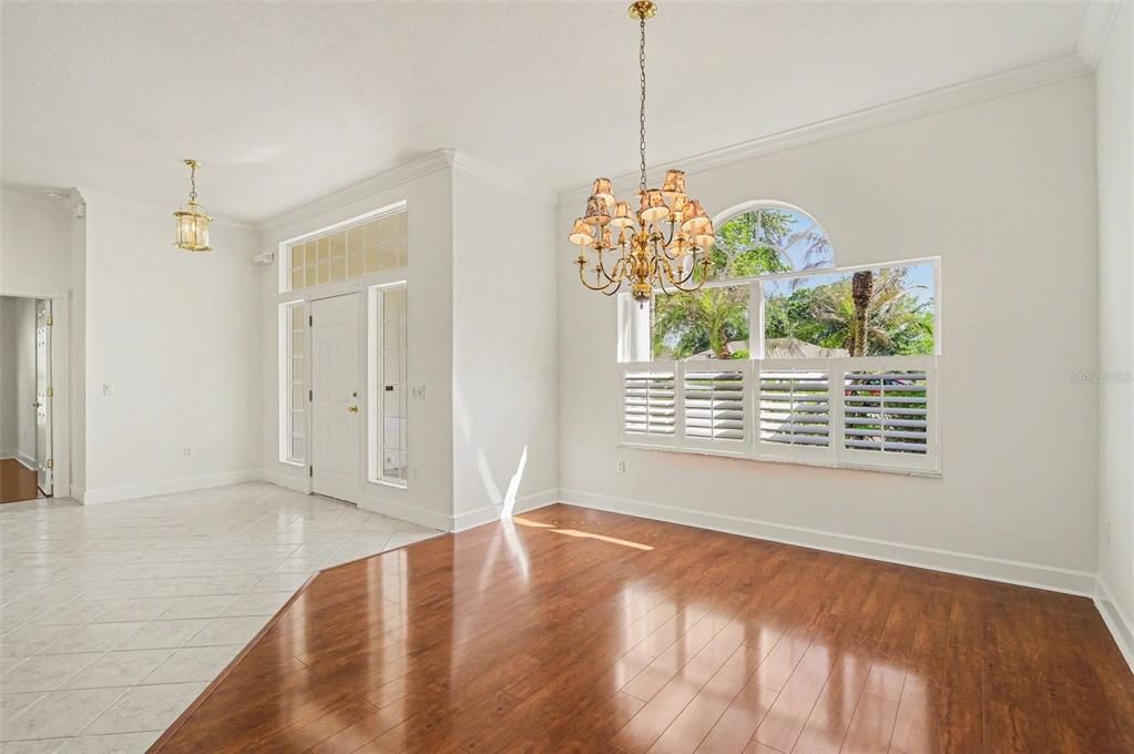 For Sale: $545,000 (4 beds, 3 baths, 2566 Square Feet)