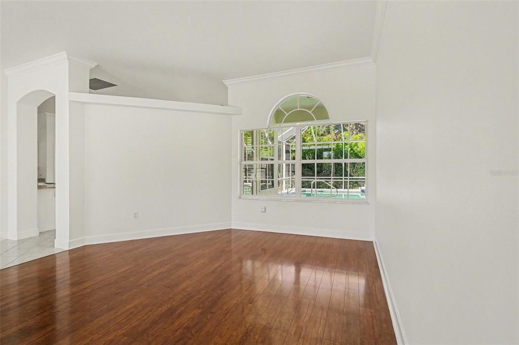 For Sale: $545,000 (4 beds, 3 baths, 2566 Square Feet)