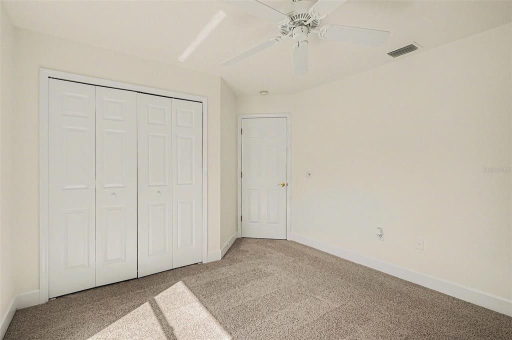 For Sale: $545,000 (4 beds, 3 baths, 2566 Square Feet)