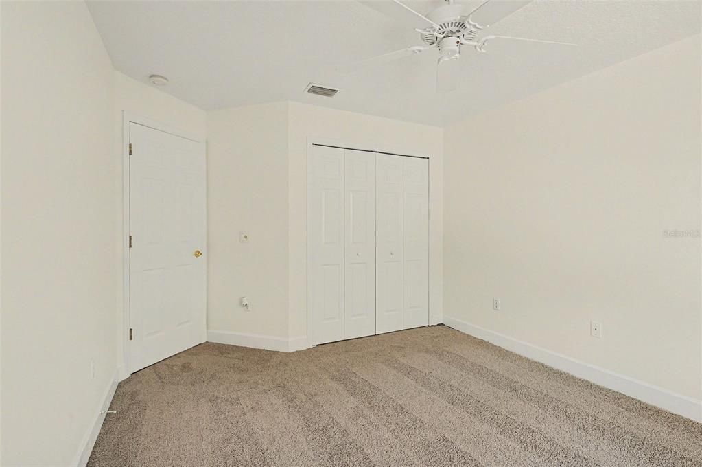 For Sale: $545,000 (4 beds, 3 baths, 2566 Square Feet)