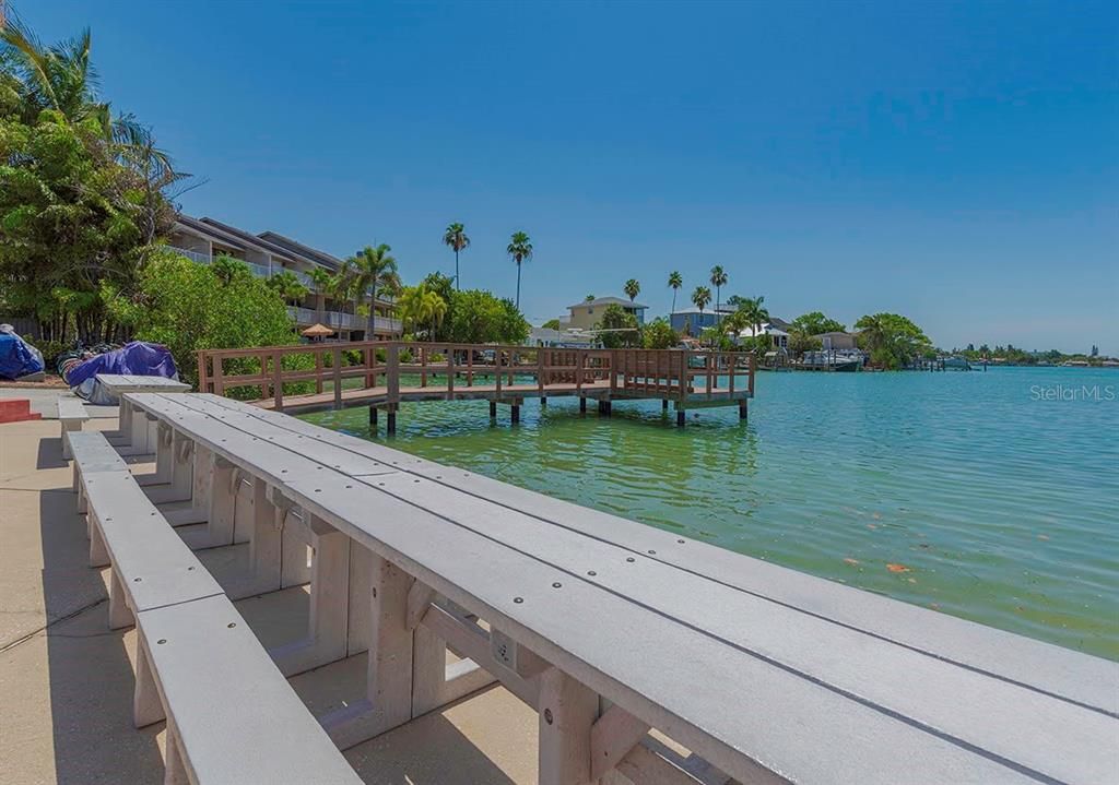 For Sale: $299,000 (1 beds, 1 baths, 480 Square Feet)