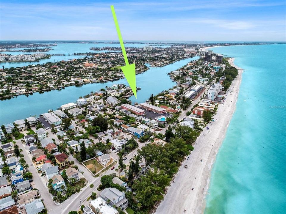 For Sale: $299,000 (1 beds, 1 baths, 480 Square Feet)