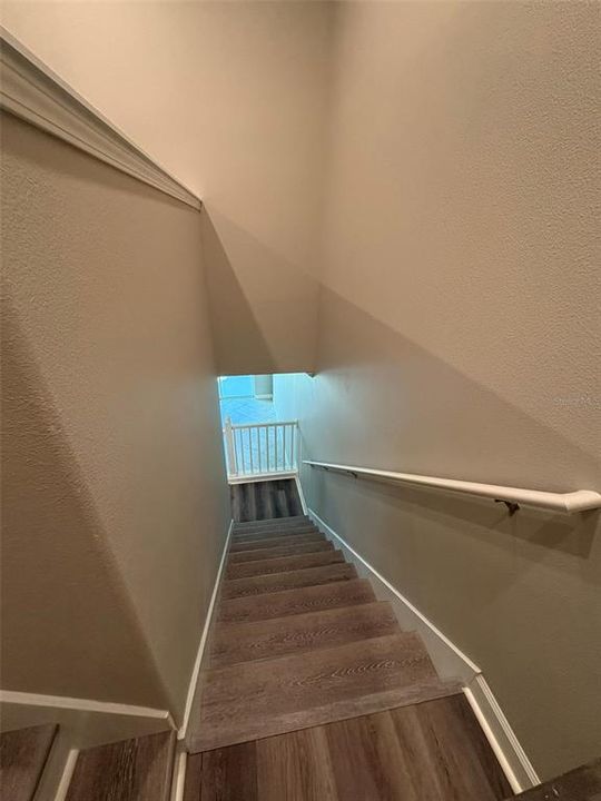 For Rent: $2,500 (3 beds, 2 baths, 1816 Square Feet)