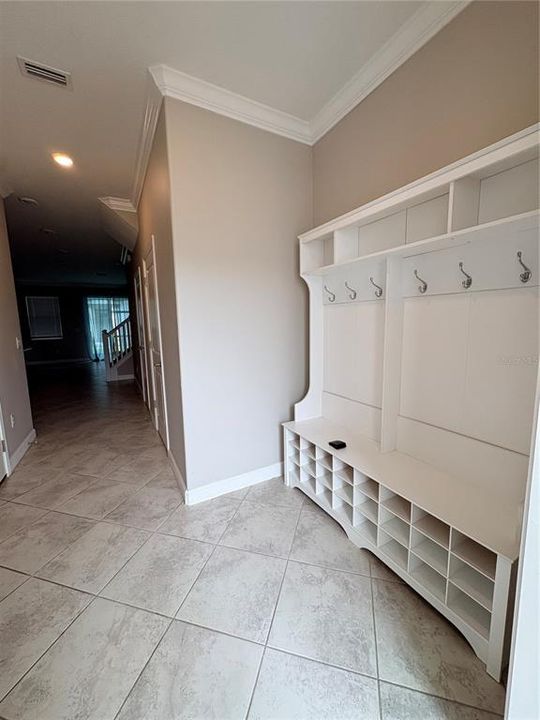 For Rent: $2,500 (3 beds, 2 baths, 1816 Square Feet)