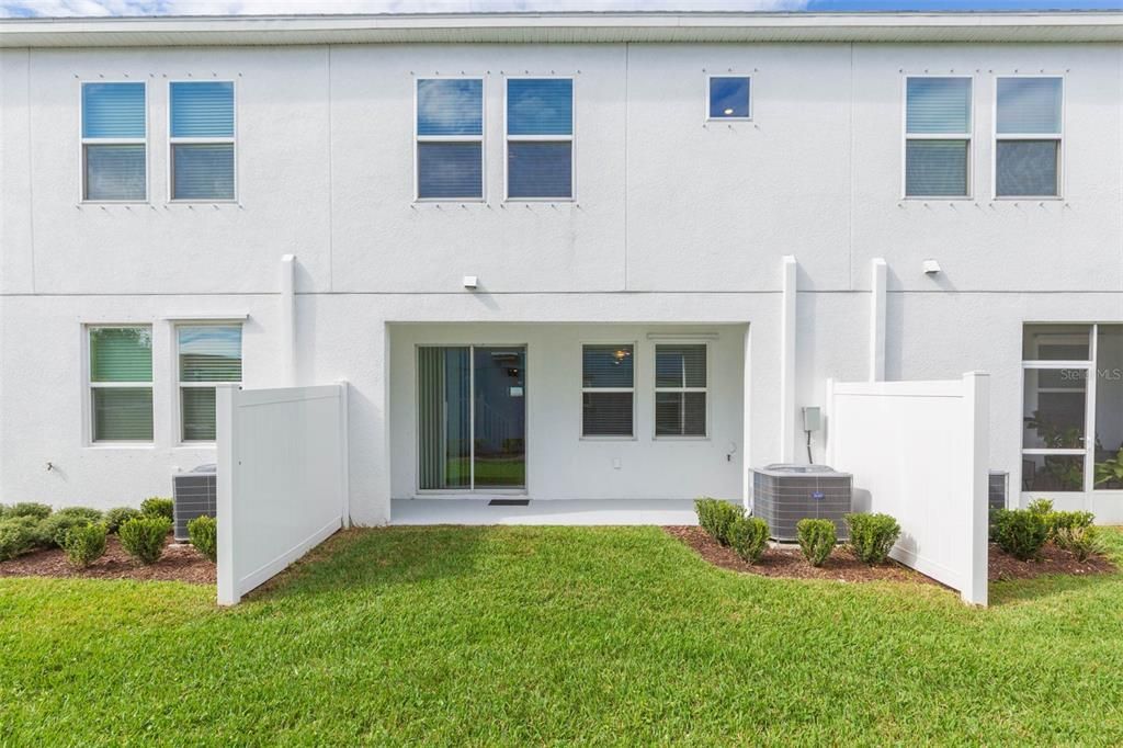 For Rent: $2,500 (3 beds, 2 baths, 1816 Square Feet)