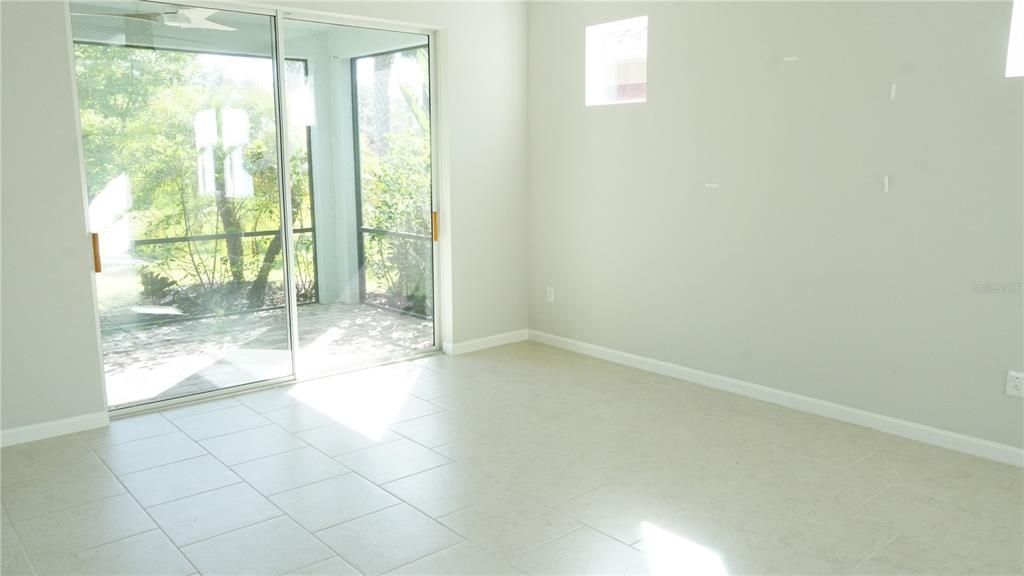 Activo con contrato: $279,900 (2 camas, 2 baños, 1432 Pies cuadrados)