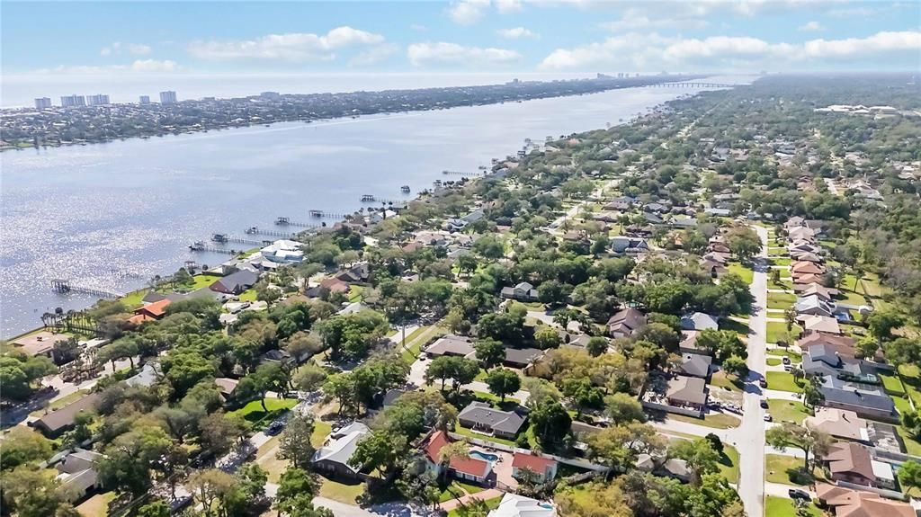 На продажу: $570,000 (3 спален, 3 ванн, 2477 Квадратных фут)