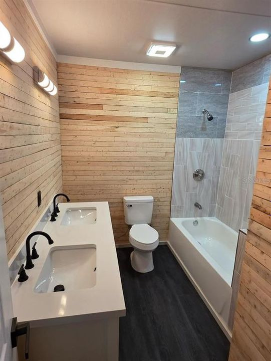 В аренду: $1,650 (2 спален, 1 ванн, 720 Квадратных фут)