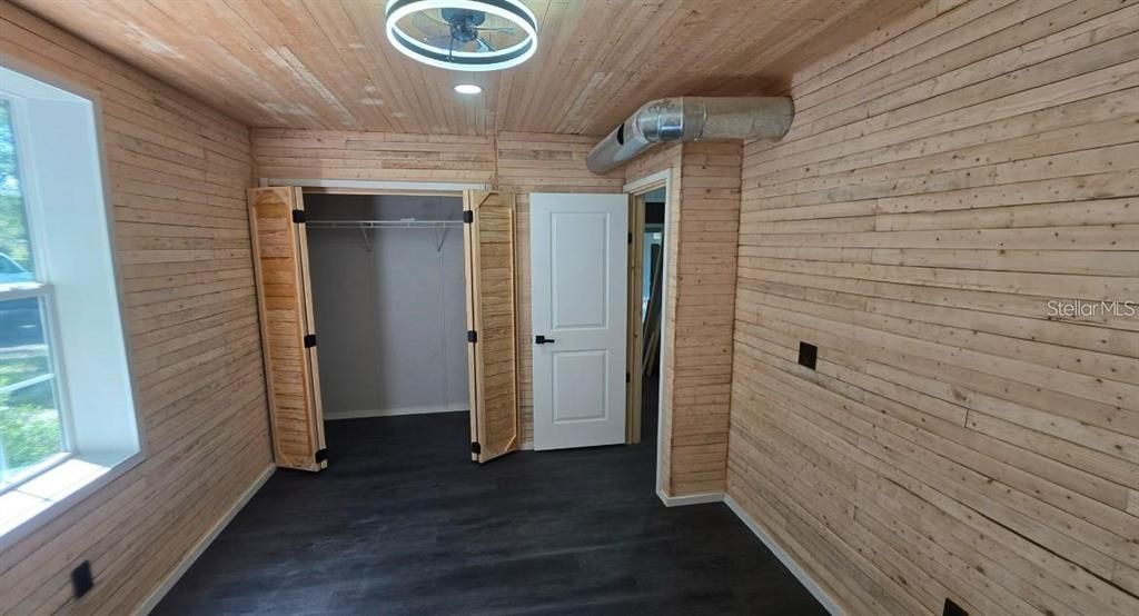 В аренду: $1,650 (2 спален, 1 ванн, 720 Квадратных фут)