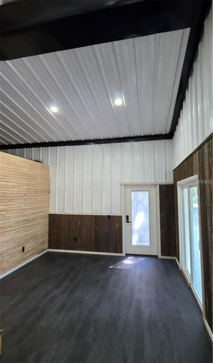 В аренду: $1,650 (2 спален, 1 ванн, 720 Квадратных фут)