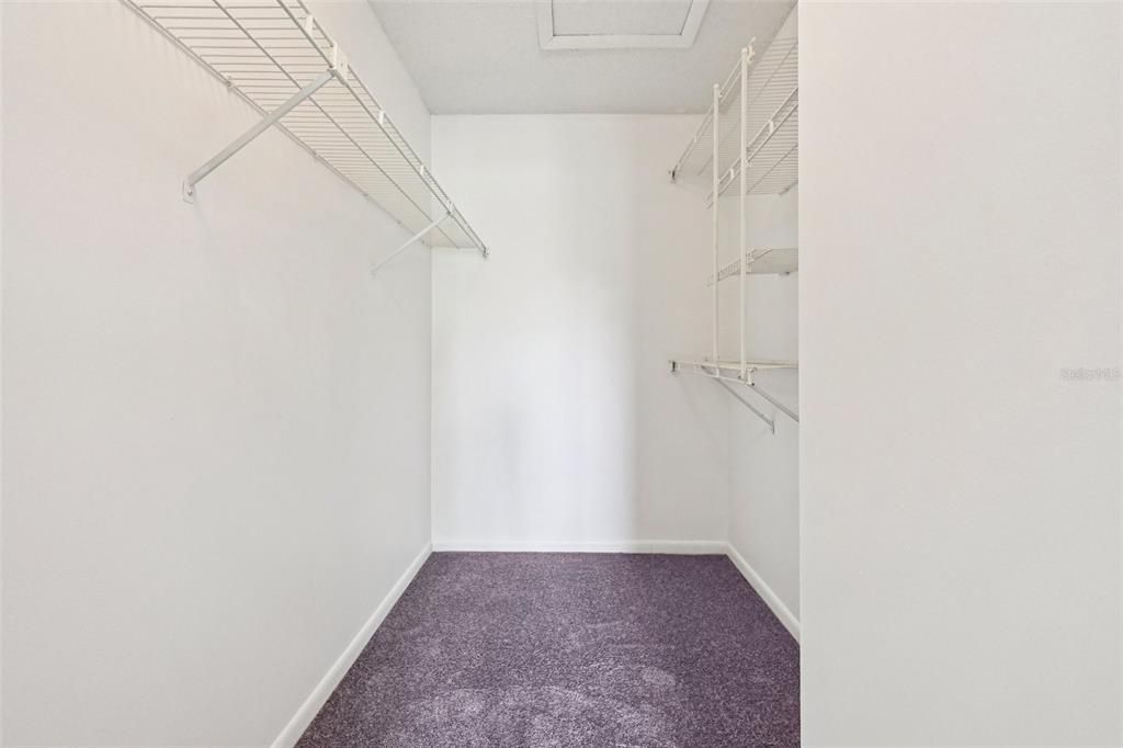 For Sale: $206,000 (2 beds, 2 baths, 1111 Square Feet)