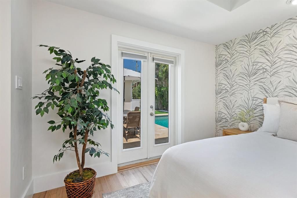 For Sale: $1,495,000 (3 beds, 2 baths, 1712 Square Feet)