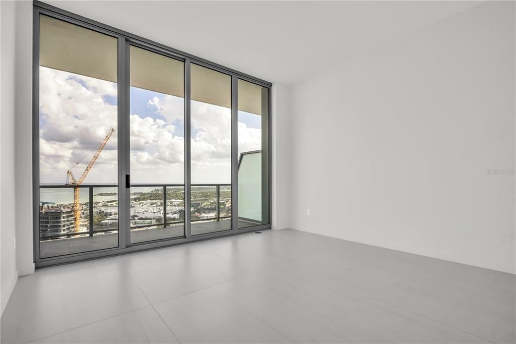 En Venta: $4,885,000 (4 camas, 4 baños, 3927 Pies cuadrados)