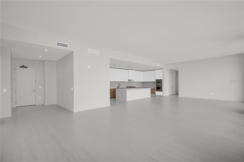 En Venta: $4,885,000 (4 camas, 4 baños, 3927 Pies cuadrados)