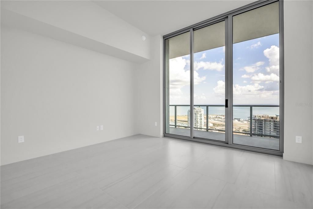 En Venta: $4,885,000 (4 camas, 4 baños, 3927 Pies cuadrados)