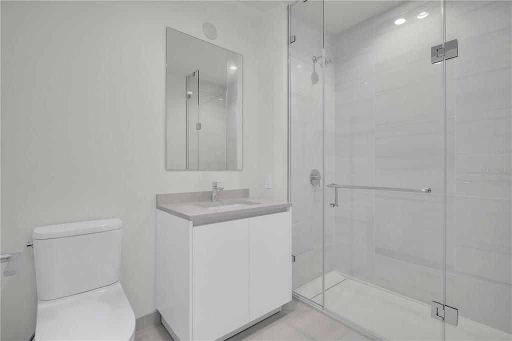 En Venta: $4,885,000 (4 camas, 4 baños, 3927 Pies cuadrados)