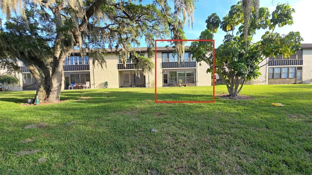 For Sale: $99,000 (2 beds, 1 baths, 891 Square Feet)