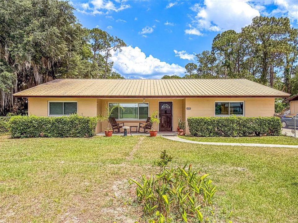 En Venta: $365,000 (3 camas, 2 baños, 2228 Pies cuadrados)