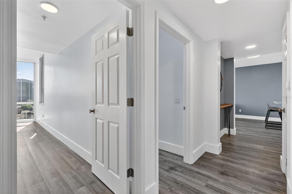 For Sale: $419,000 (2 beds, 2 baths, 1150 Square Feet)