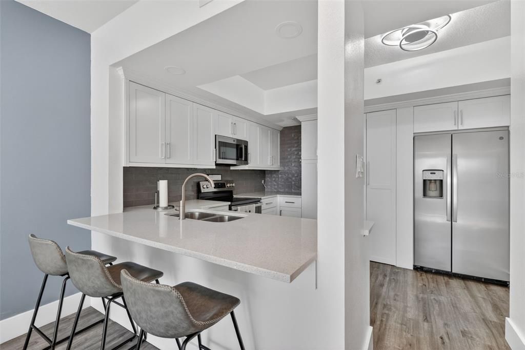 For Sale: $419,000 (2 beds, 2 baths, 1150 Square Feet)