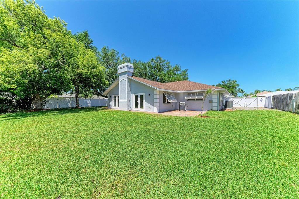 For Sale: $639,000 (3 beds, 2 baths, 2330 Square Feet)