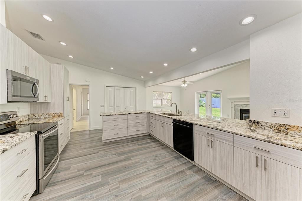 For Sale: $639,000 (3 beds, 2 baths, 2330 Square Feet)