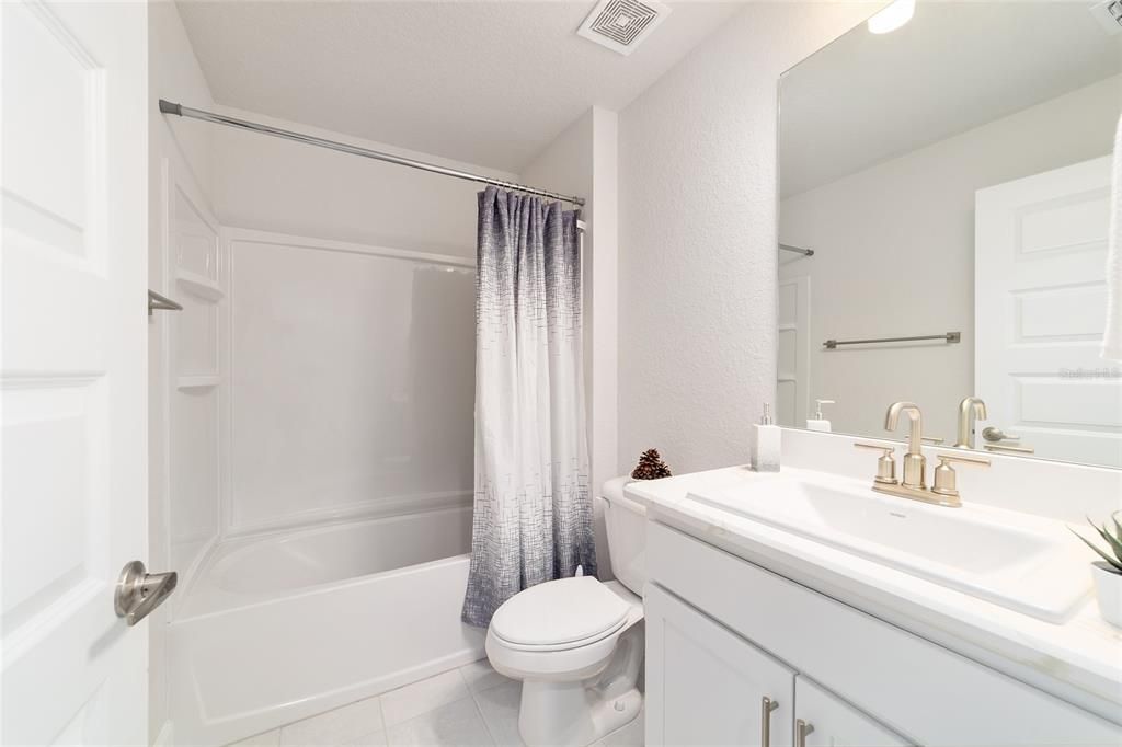 Active With Contract: $529,000 (4 beds, 3 baths, 3000 Square Feet)