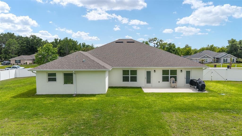 Active With Contract: $529,000 (4 beds, 3 baths, 3000 Square Feet)