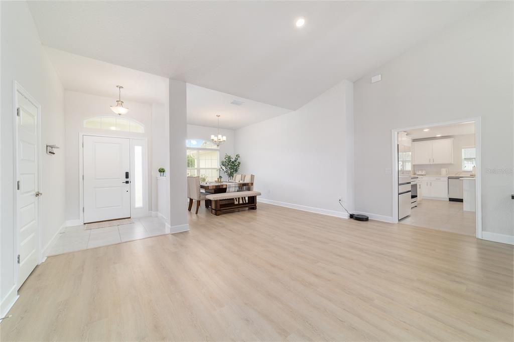 Active With Contract: $529,000 (4 beds, 3 baths, 3000 Square Feet)