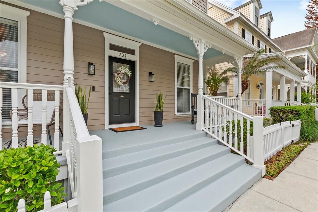 Activo con contrato: $850,000 (4 camas, 3 baños, 2335 Pies cuadrados)