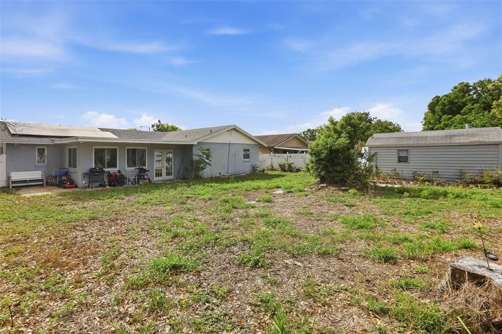 Activo con contrato: $259,000 (3 camas, 2 baños, 1433 Pies cuadrados)