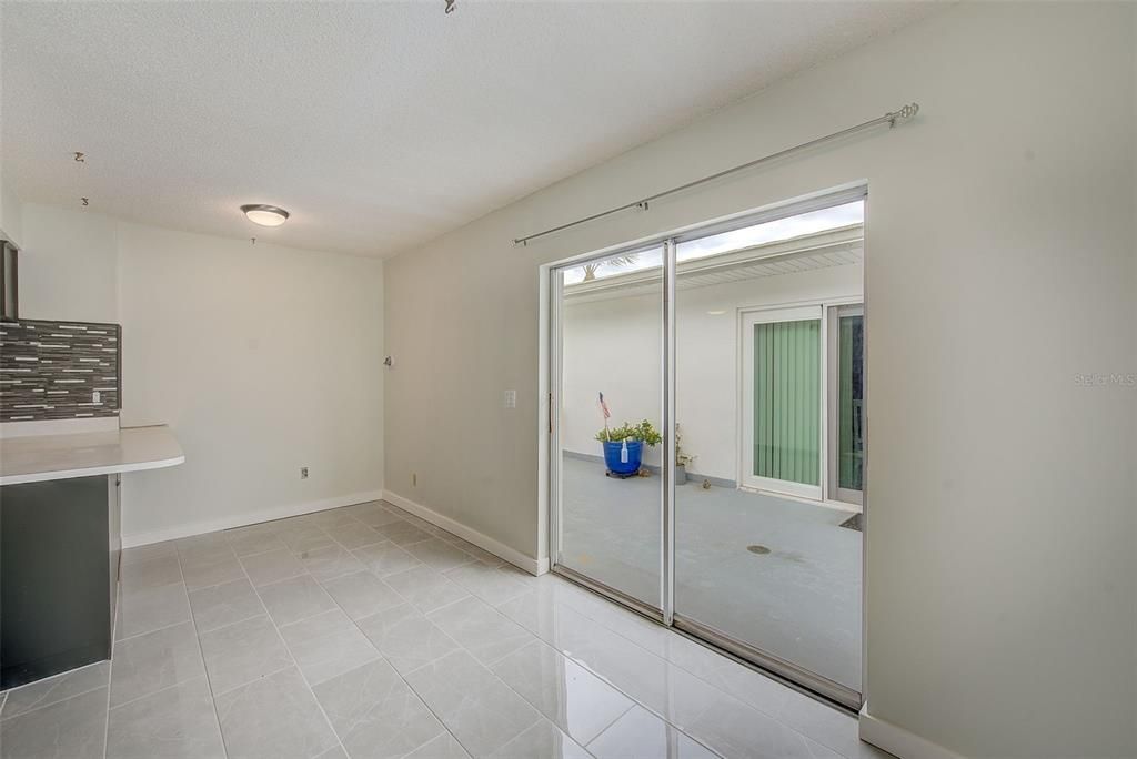 For Sale: $88,000 (2 beds, 2 baths, 1104 Square Feet)