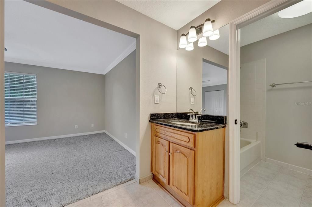 En Venta: $850,000 (5 camas, 3 baños, 3208 Pies cuadrados)