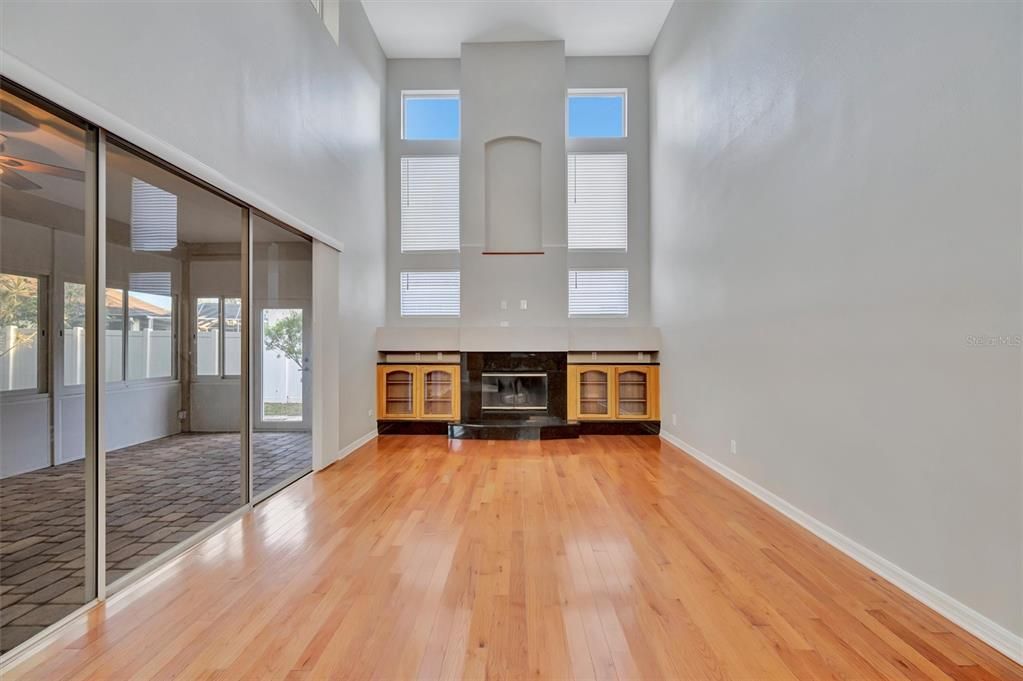 En Venta: $850,000 (5 camas, 3 baños, 3208 Pies cuadrados)