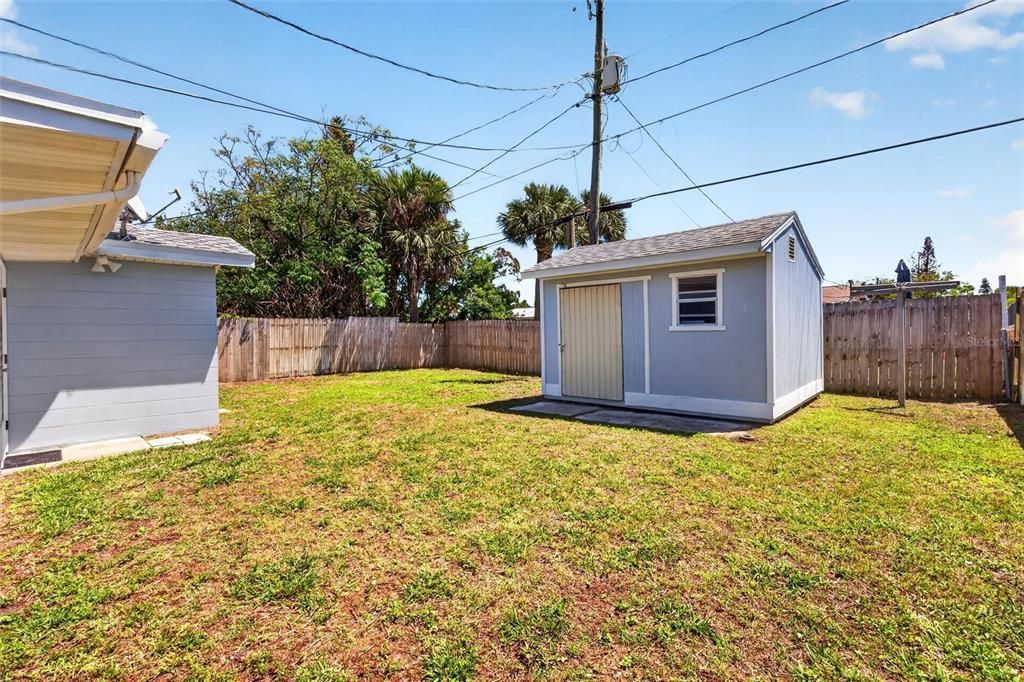 For Sale: $334,900 (3 beds, 2 baths, 1033 Square Feet)