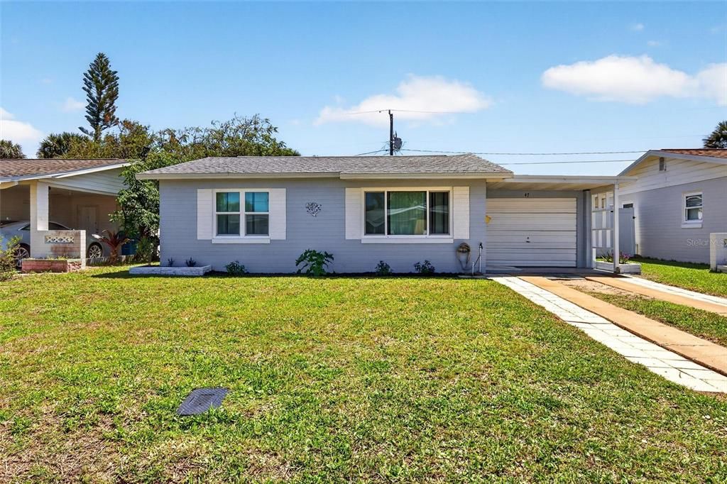 For Sale: $334,900 (3 beds, 2 baths, 1033 Square Feet)