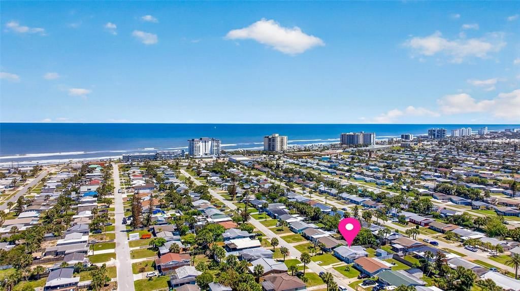 For Sale: $334,900 (3 beds, 2 baths, 1033 Square Feet)