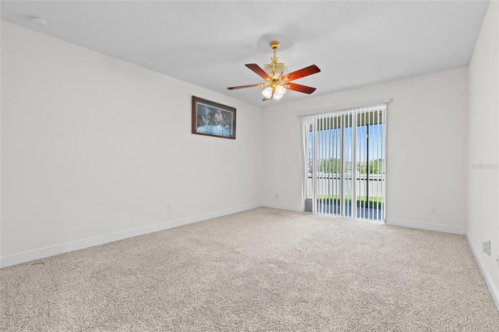 For Sale: $1,399,000 (7 beds, 4 baths, 4700 Square Feet)