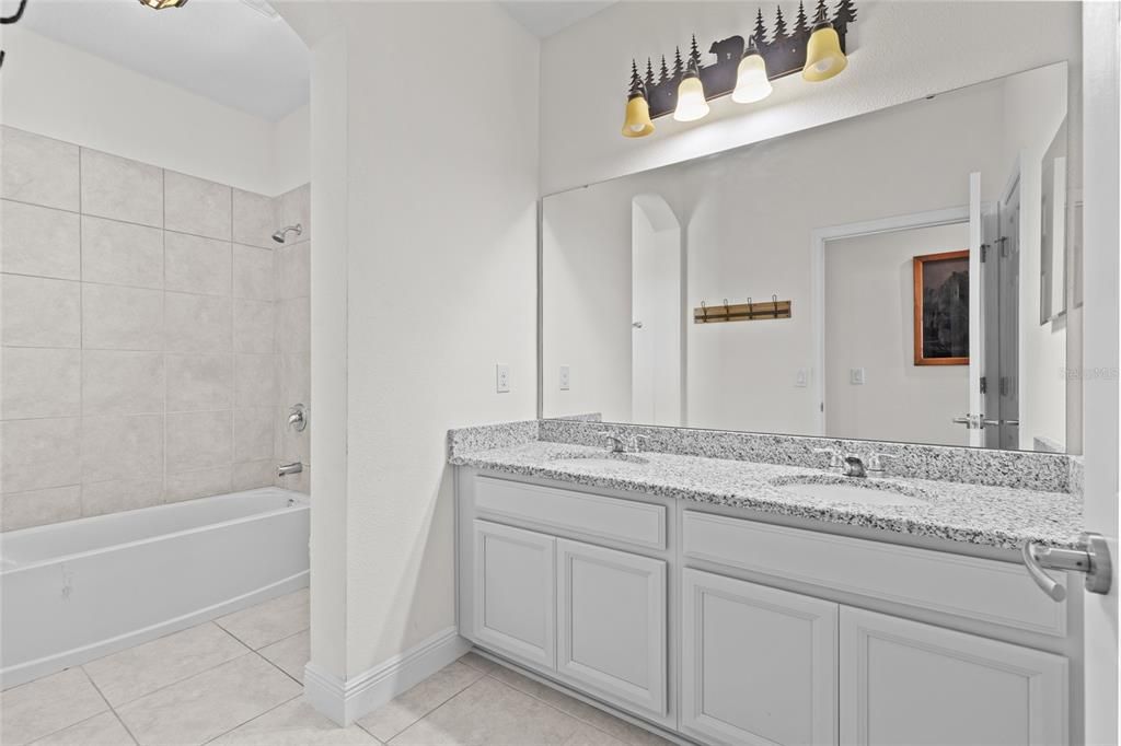 For Sale: $1,399,000 (7 beds, 4 baths, 4700 Square Feet)