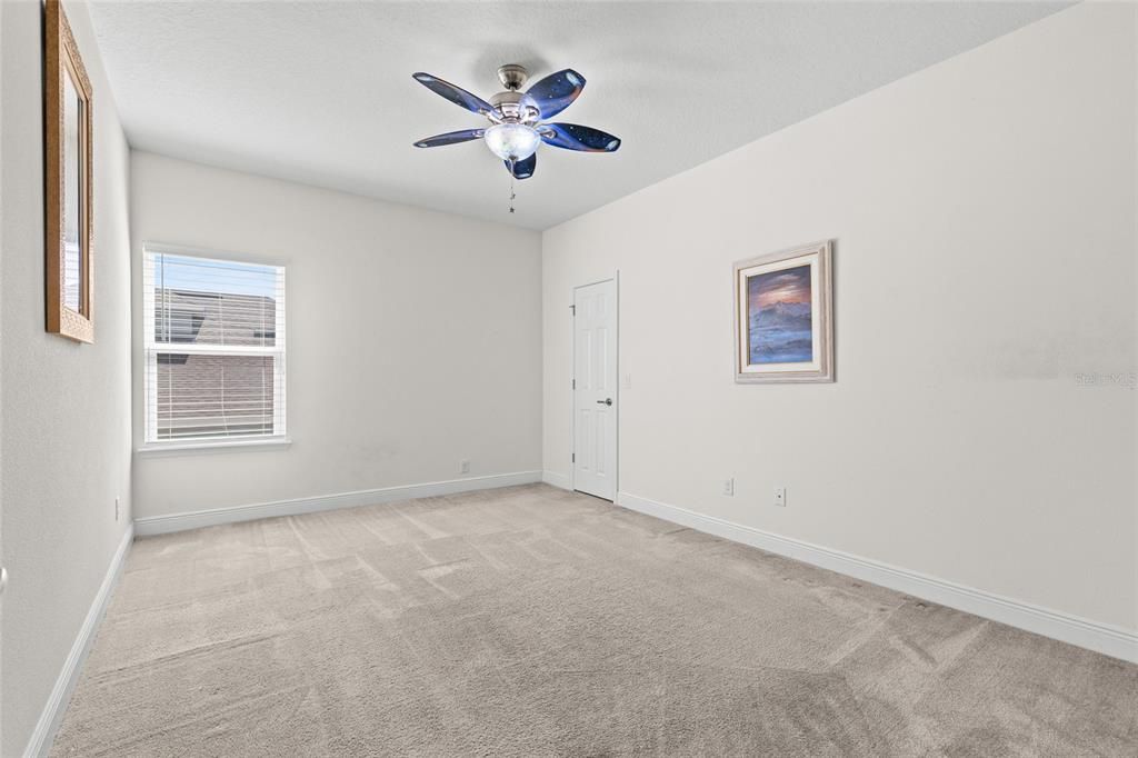 For Sale: $1,399,000 (7 beds, 4 baths, 4700 Square Feet)
