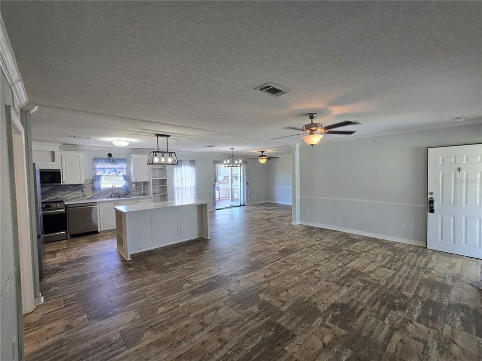 For Sale: $246,000 (4 beds, 2 baths, 1768 Square Feet)