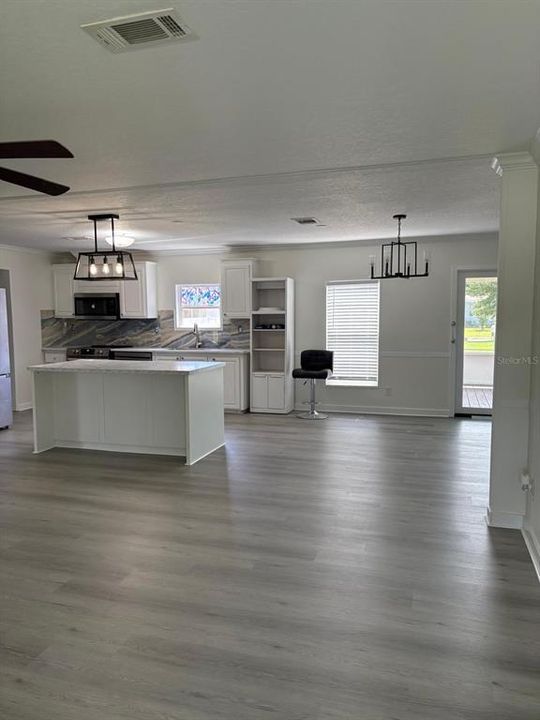 For Sale: $246,000 (4 beds, 2 baths, 1768 Square Feet)