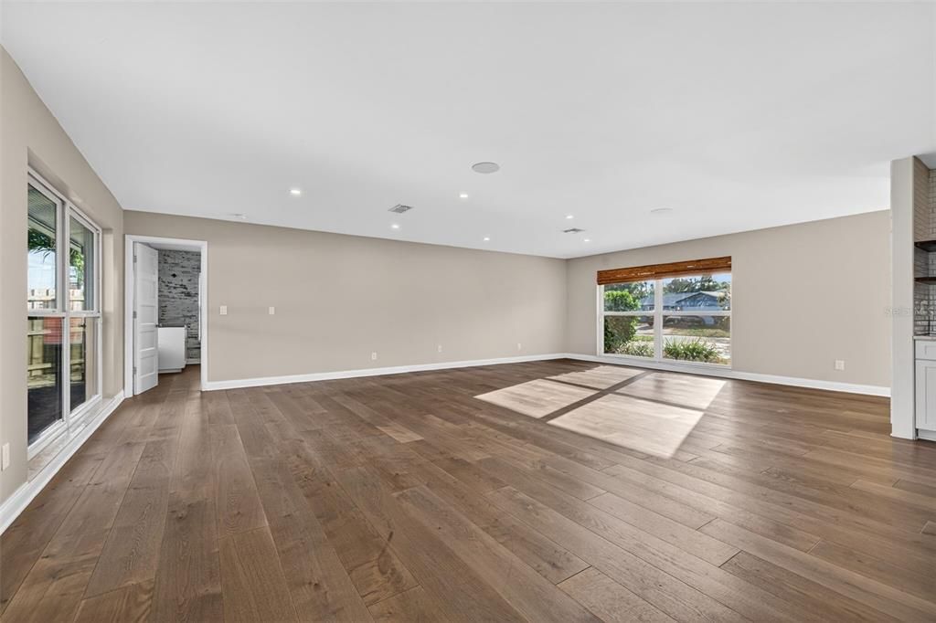 For Sale: $1,185,000 (3 beds, 2 baths, 1784 Square Feet)