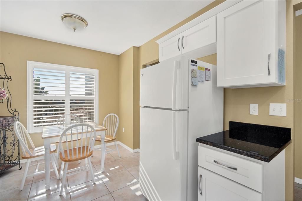 Activo con contrato: $289,900 (2 camas, 2 baños, 1106 Pies cuadrados)