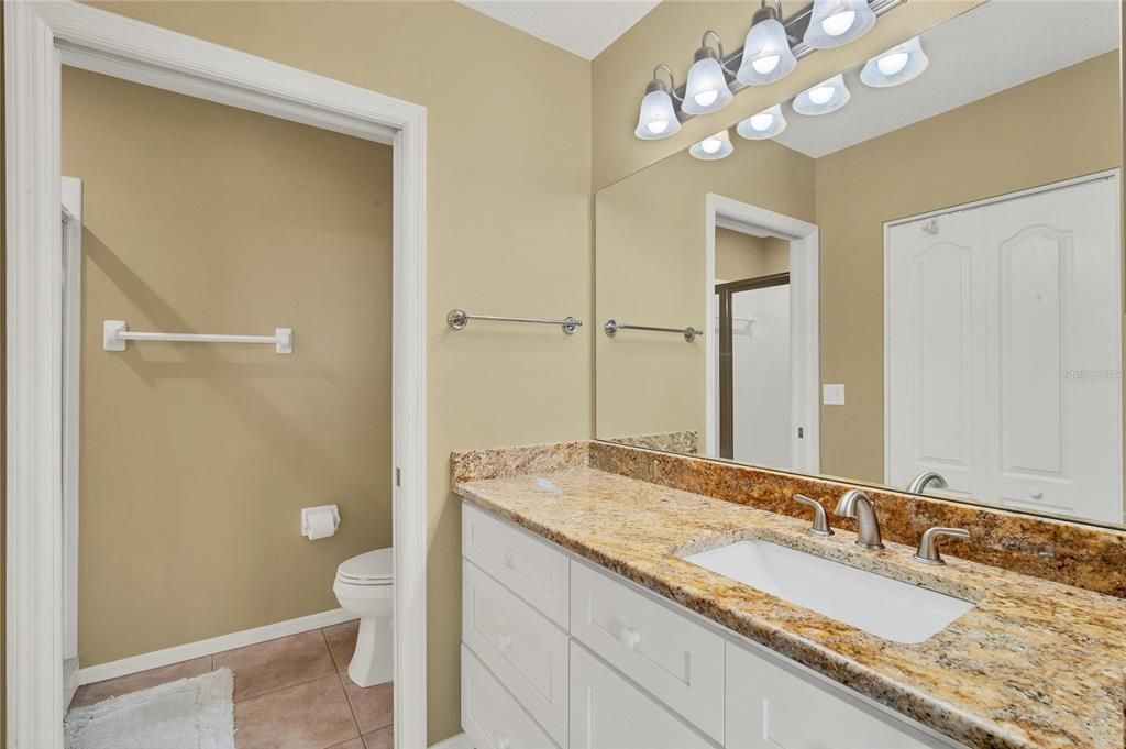 Activo con contrato: $289,900 (2 camas, 2 baños, 1106 Pies cuadrados)