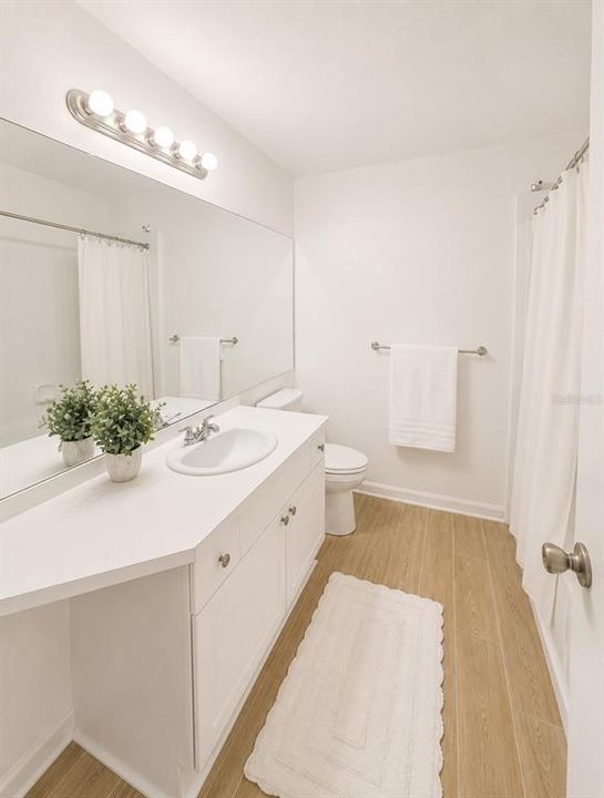 В аренду: $1,700 (2 спален, 1 ванн, 961 Квадратных фут)