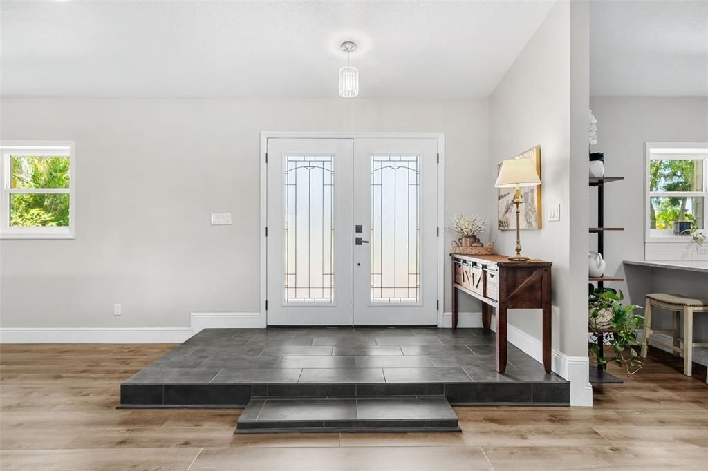 For Sale: $1,300,000 (4 beds, 3 baths, 3072 Square Feet)