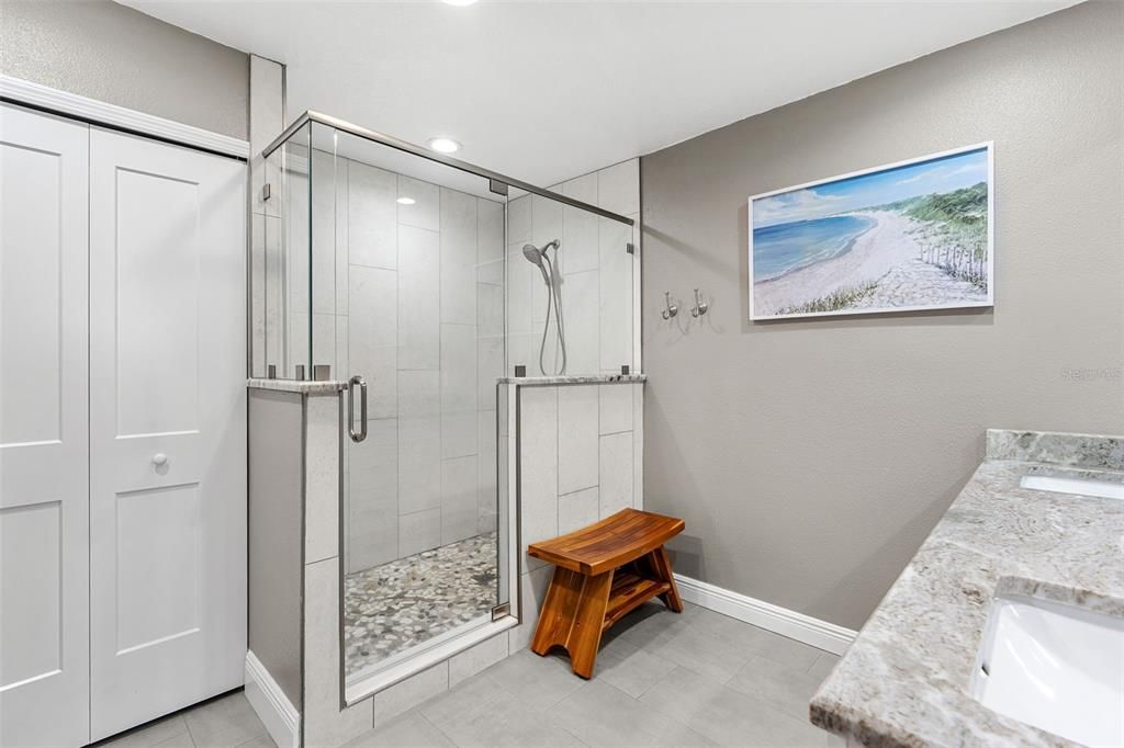 For Sale: $1,300,000 (4 beds, 3 baths, 3072 Square Feet)